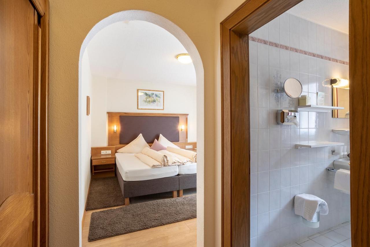 Hotel Lenz ซี ภายนอก รูปภาพ